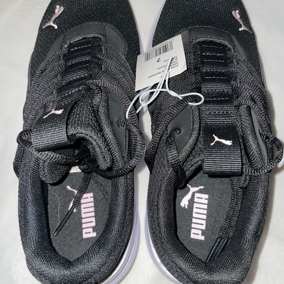 New Women’s Black Puma sneakers; SZ:7; Star Vital Refresh Sneakers - Picture 9 of 11